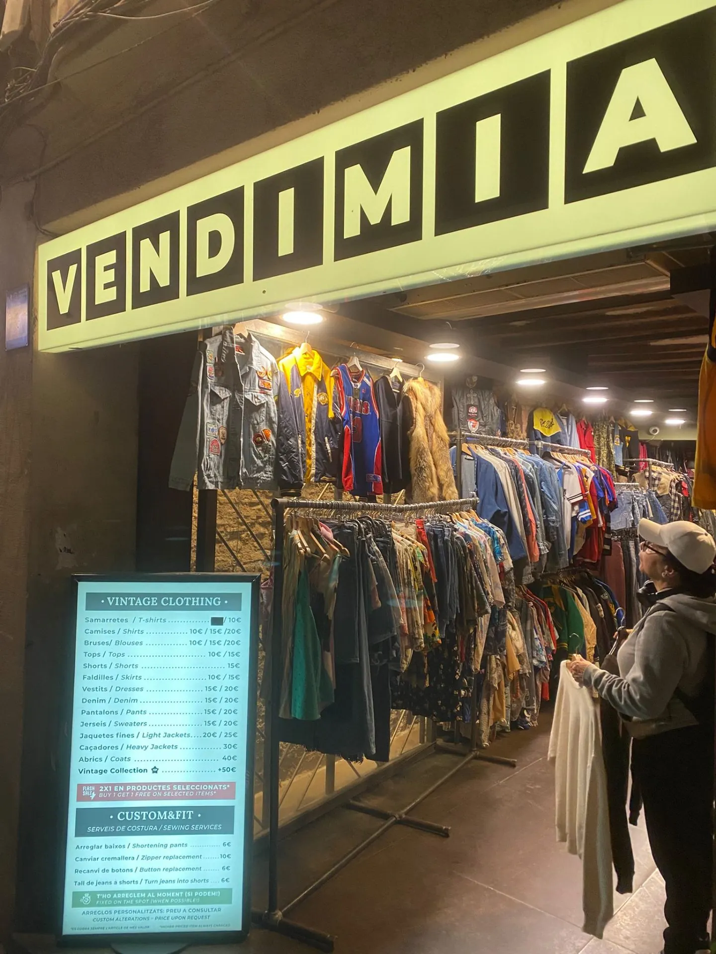 Fachada de Vendimia Vintage en Carrer Tallers, Barcelona